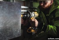 DeWalt Debuts New Drill/Driver and Hammer Drill