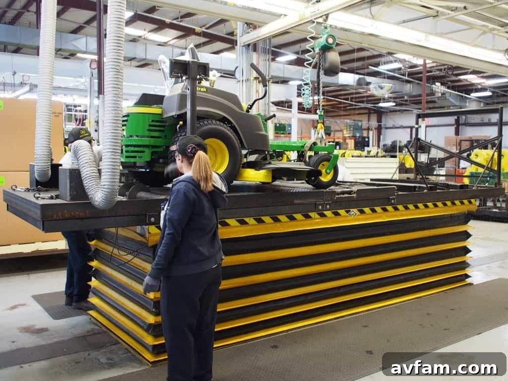 Assessing the lifespan of John Deere's frame and chassis Material fatigue testing for John Deere structural parts