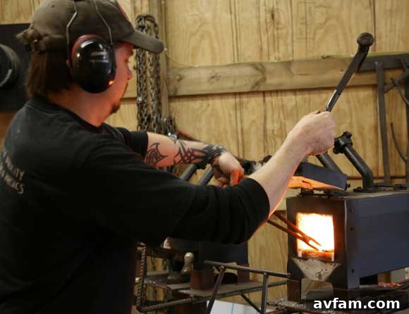 Glass Hardware Furnace - Artistic Creation Process