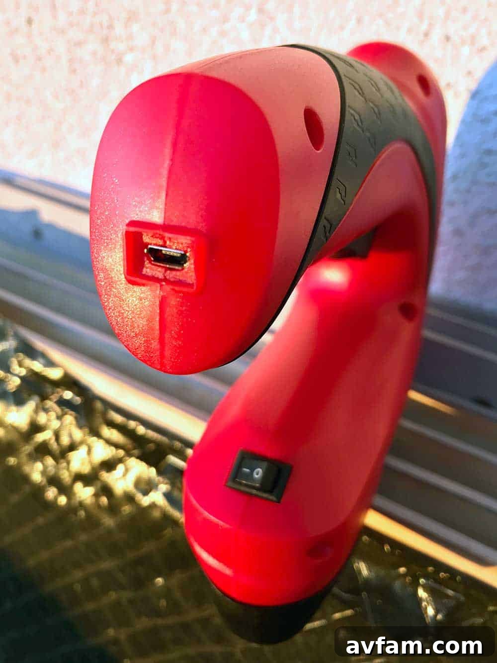 Close-up of staples applied with Arrow E21