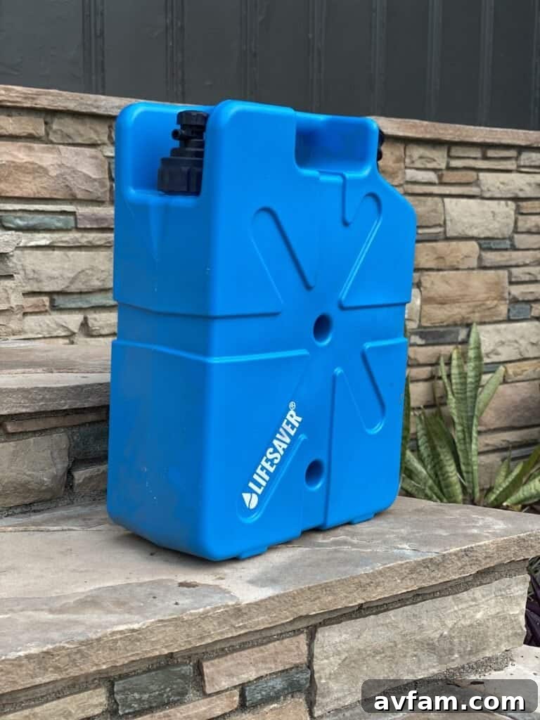 Operating the LifeSaver Jerrycan with ease LifeSaver Jerrycan user interface