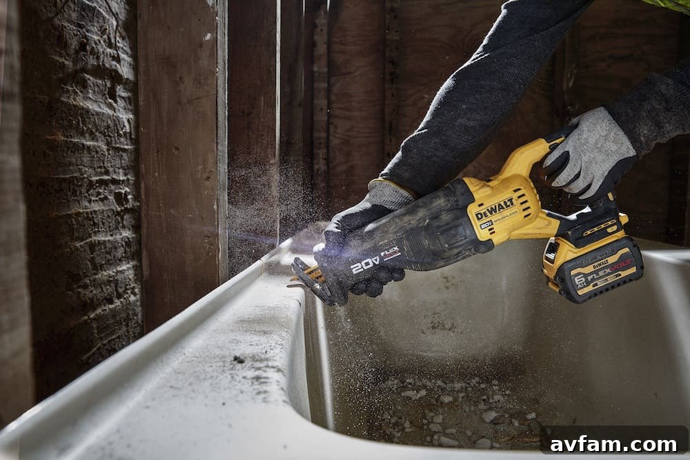 Dewalt FLEXVOLT ADVANTAGE tools in action