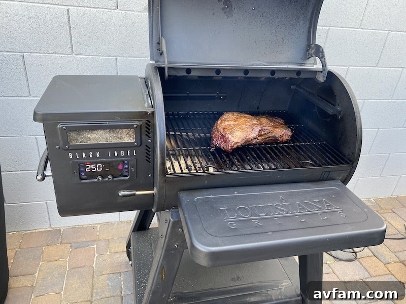 Louisiana Grills Black Label Control Features Advanced Digital Control Panel