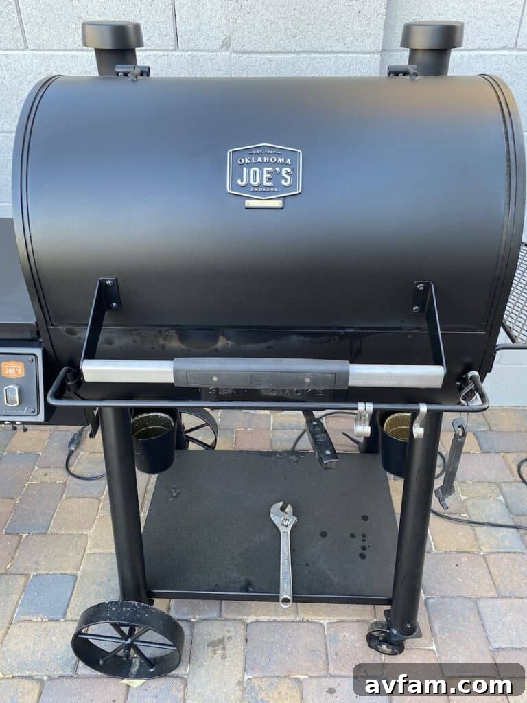 Oklahoma Joe's Rider DLX Pellet Lid Oklahoma Joe's Rider DLX - Pellet Hopper Lid