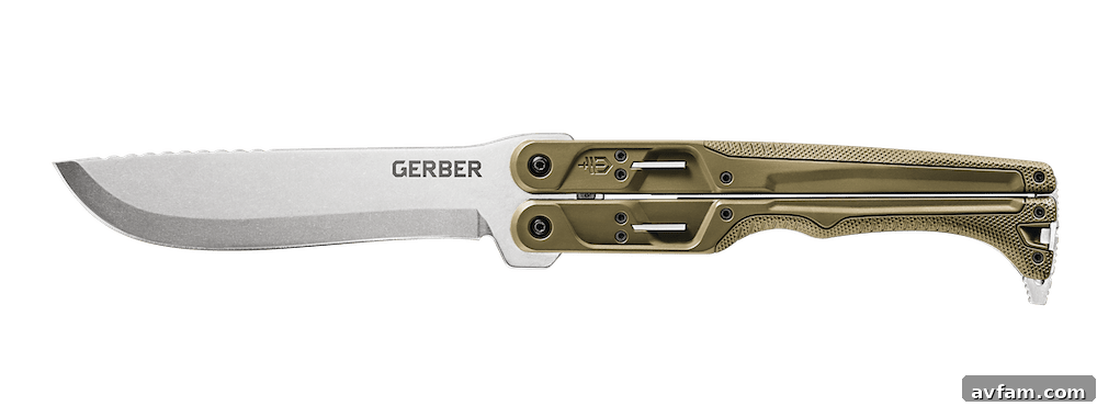 Detail view of the Gerber Doubledown's robust construction
