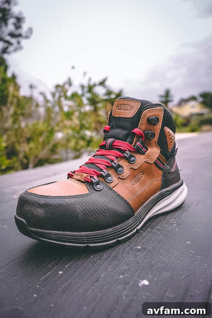 Keen Utility Red Hook Work Boots - Front View