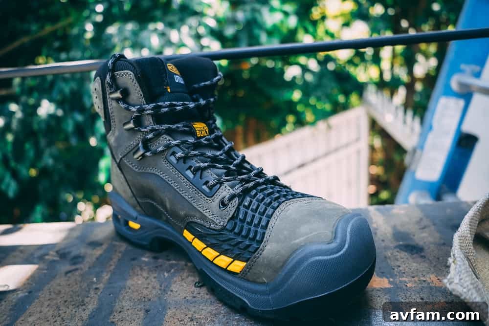 KEEN.BELLOWS.FLEX Technology on Troy Workboot
