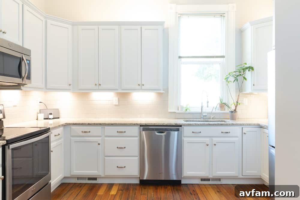 Richmond Restoration: A Historic House Reborn 27 After kitchen renovation: Indirect LED lighting and relocated HVAC ducts for improved functionality