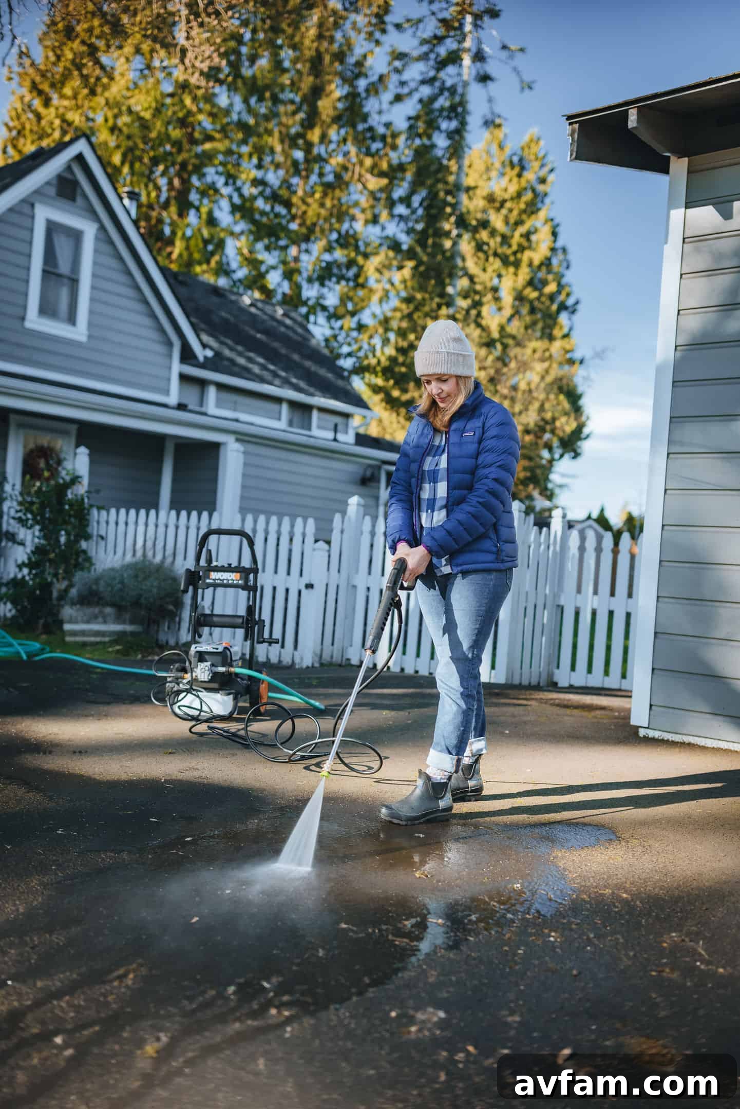 Close-up of the Worx pressure washer's nozzle selection, demonstrating different spray patterns for various cleaning needs.