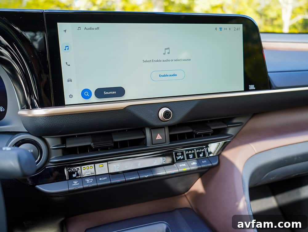 Toyota Crown Center Console Center console and gear selector of the 2023 Toyota Crown.
