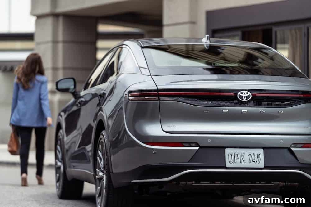 Toyota Crown Studio Interior Screen Press photo of the 2023 Toyota Crown interior showcasing the infotainment screen.