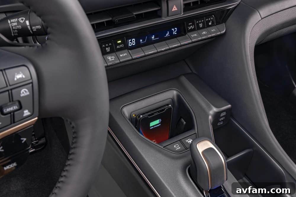 Toyota Crown Luxury Aspects Press photo highlighting the luxurious aspects of the 2023 Toyota Crown.