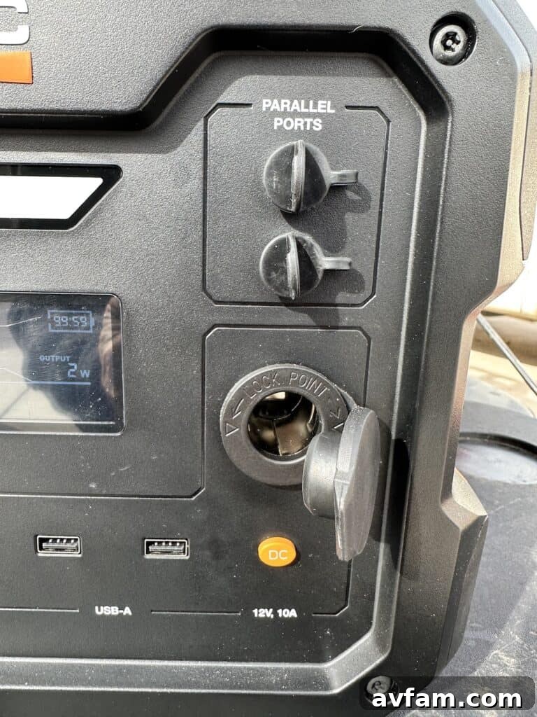 Generac GB1000 with multiple devices connected and charging.