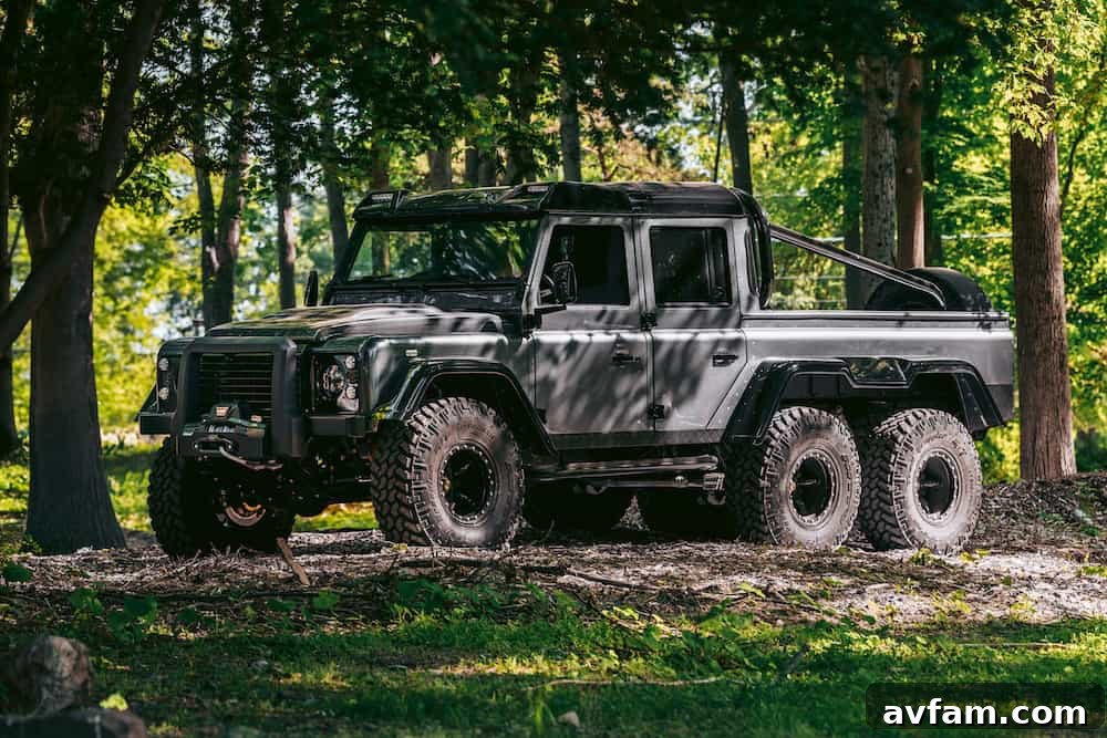 Manz Defender 6x6 exterior with open doors
