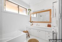 Moroccan Zellige vs Ceramic Tile: Best Choice to Elevate Your Bathroom Style