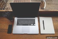 Build Trust Online: How Contractors and DIY Creators Use AI Naturally