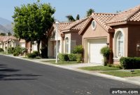 Why Well Maintained Neighborhoods Preserve Home Values