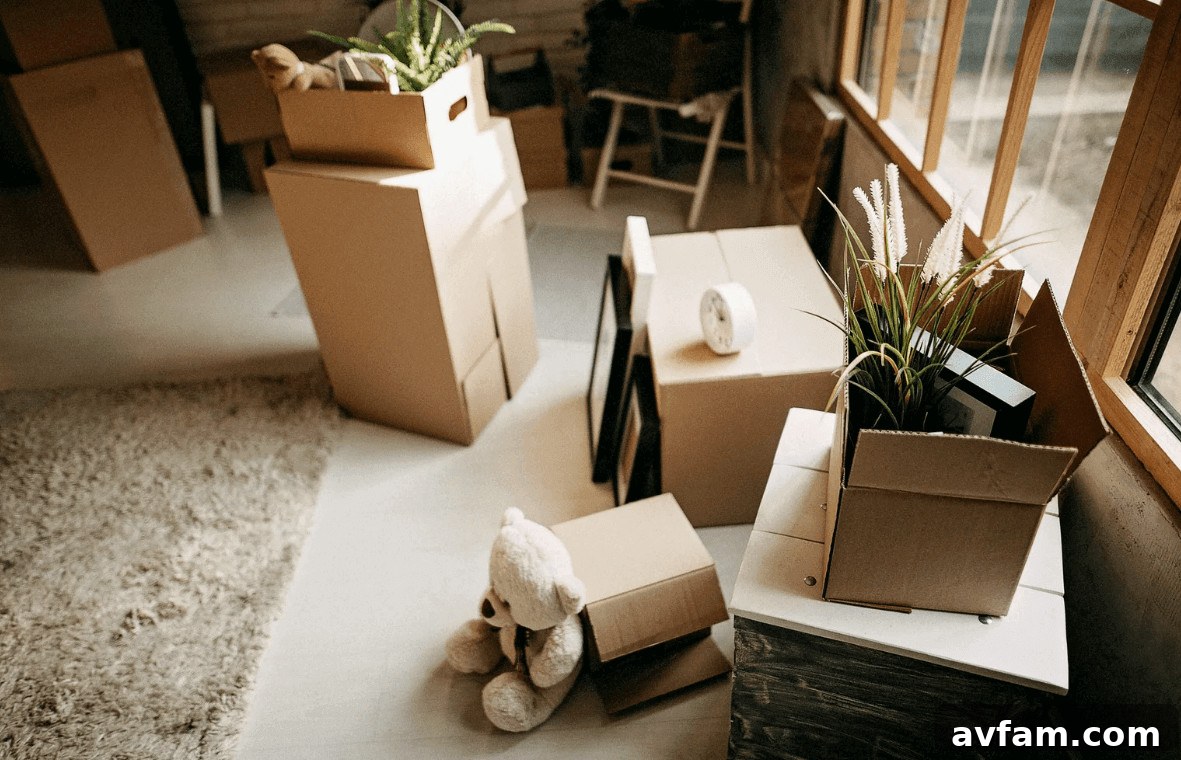 Find Reliable Moving Services in Brooklyn for a Smooth Move 3 Room filled with moving boxes and stuffed animals during a